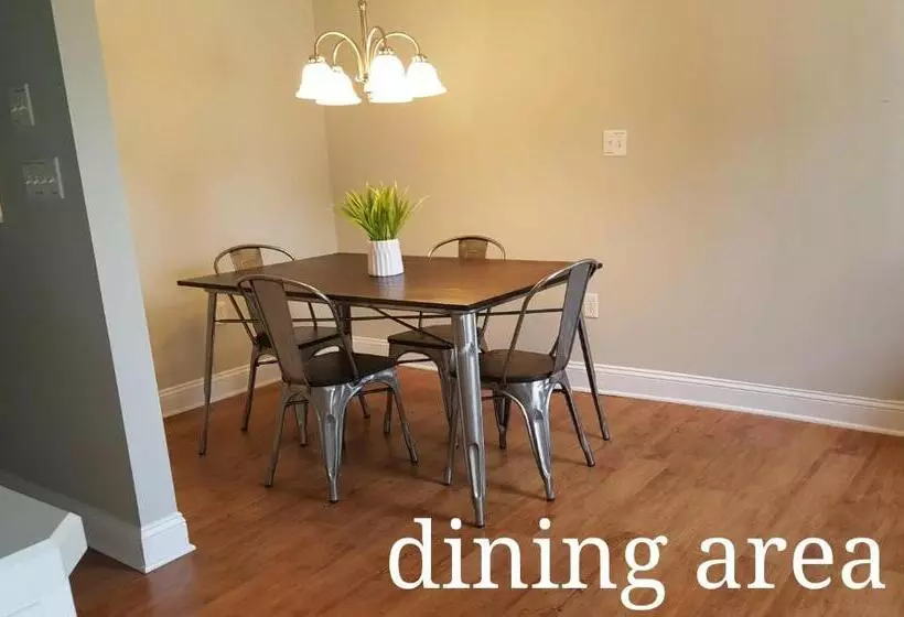 Aamiaismajoitus (B&B) Mansion Farm Inn