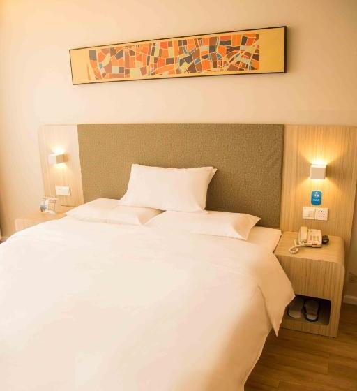 Hotel Hanting Shuangyashan Xinxing Street