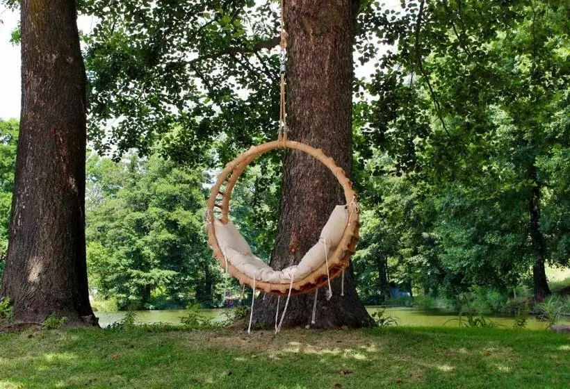 ホテル Resort Mlýn černovice