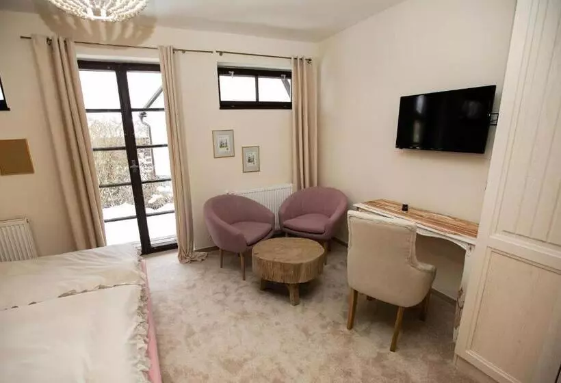 ホテル Resort Mlýn černovice