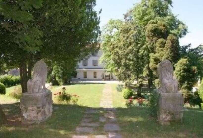 ホテル Villa Bregana