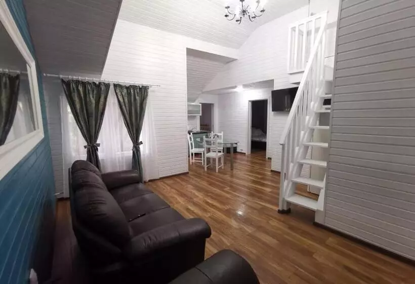 Pensiune Casa Aurora