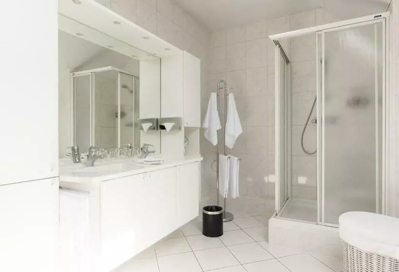 ペンション Lovely Guesthouse Lier