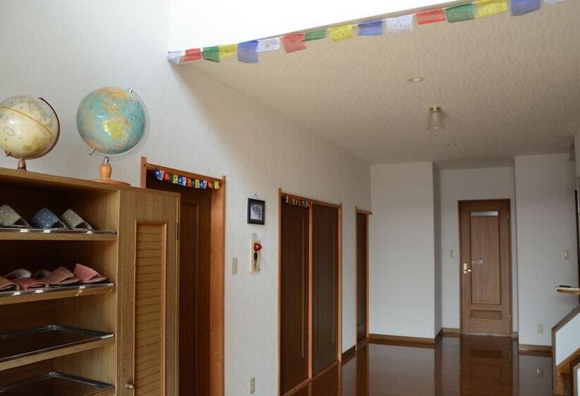 ペンション Okushiri Guesthouse Imacoco Hostel