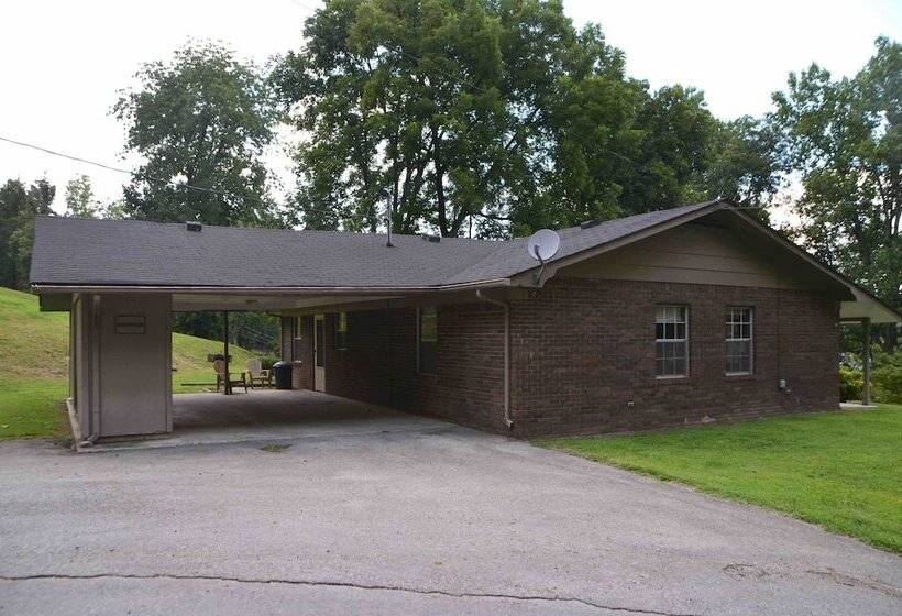 渡假胜地 The Retreat At Center Hill Lake