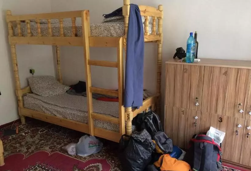 Salom Hostel
