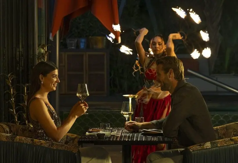 هتل Nh Collection Ibiza