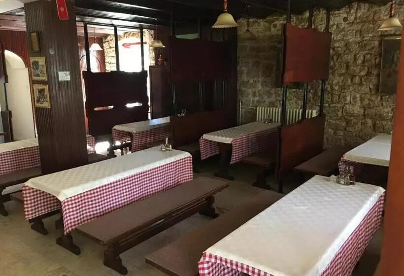 Bed and Breakfast Bnb Njeguska Sijela