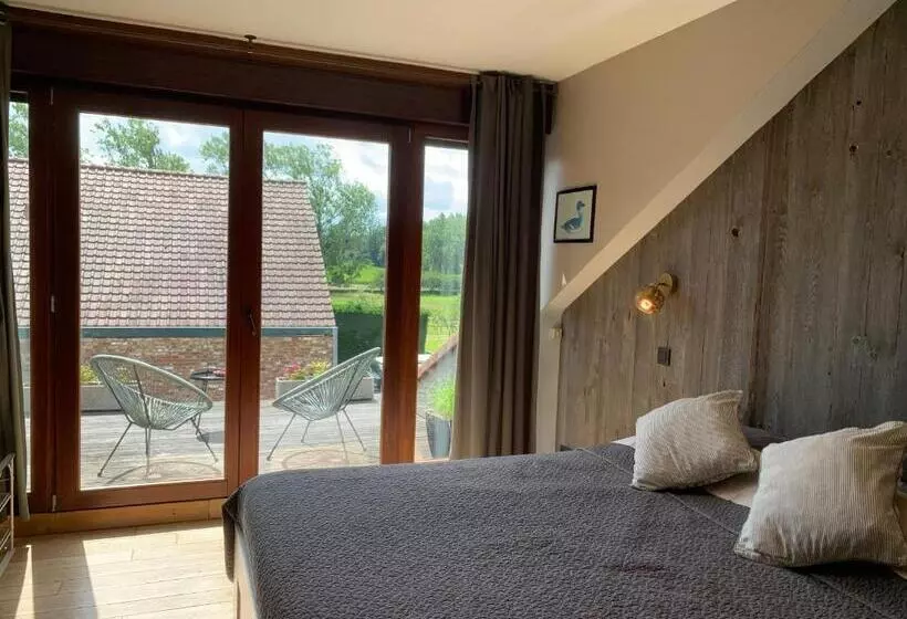 Aamiaismajoitus (B&B) La Ferme Des Eglantines