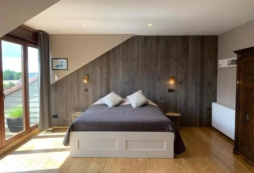 Aamiaismajoitus (B&B) La Ferme Des Eglantines