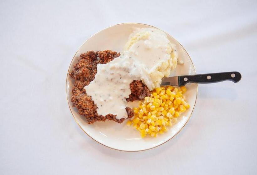 Bed and Breakfast The Historic Wolf