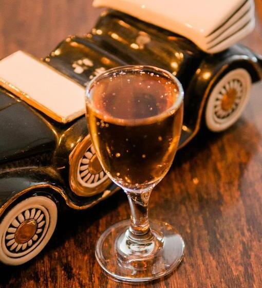 Bed and Breakfast The Historic Wolf