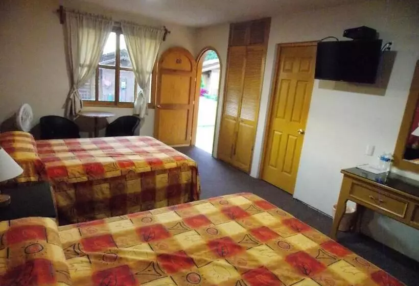 ホテル Campestre Don Luis