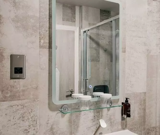 ホテル The Portland