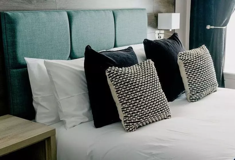 ホテル The Portland