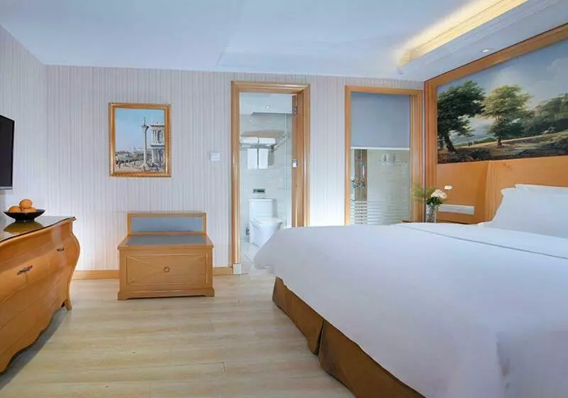 Vienna Hotel Dongguan Tangxia Garden Street