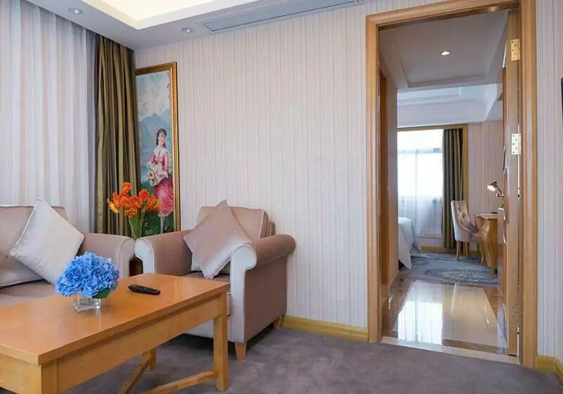 Vienna Hotel Dongguan Tangxia Garden Street