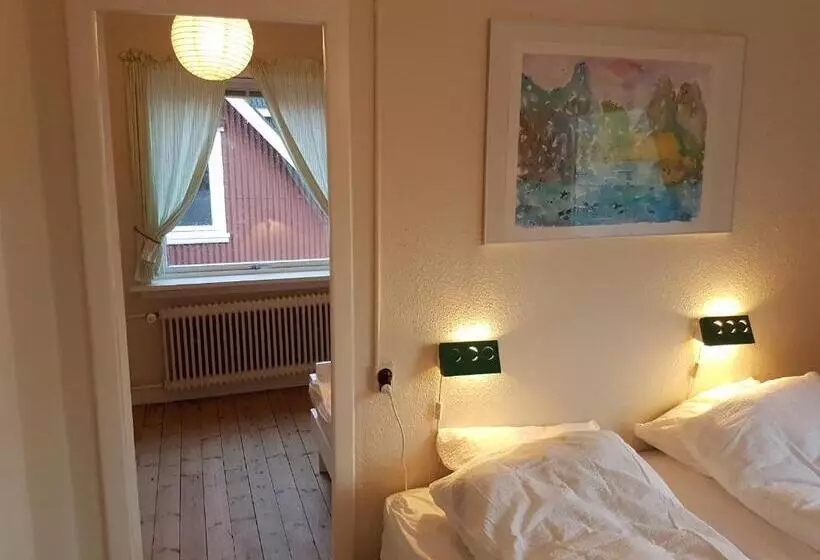 Majatalo Budget Guesthouse Borgustova