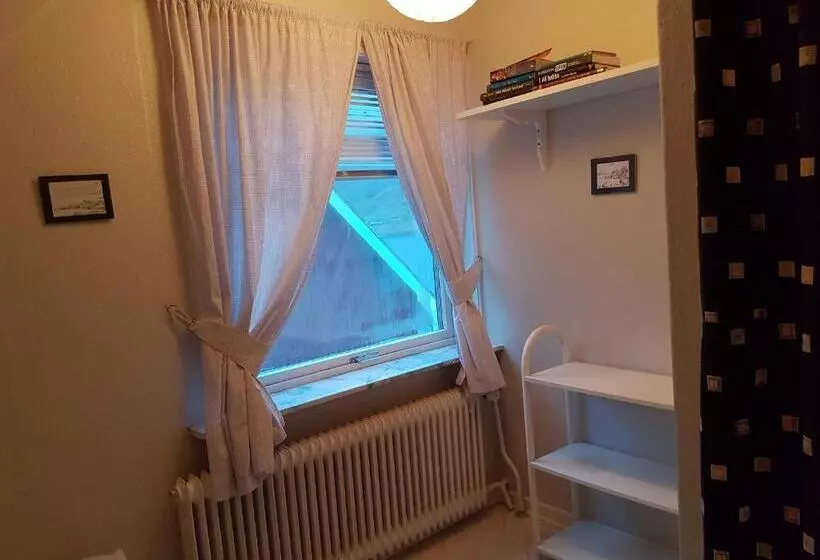 Majatalo Budget Guesthouse Borgustova