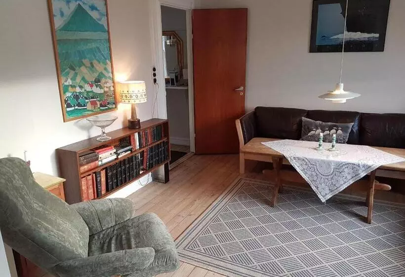 Majatalo Budget Guesthouse Borgustova