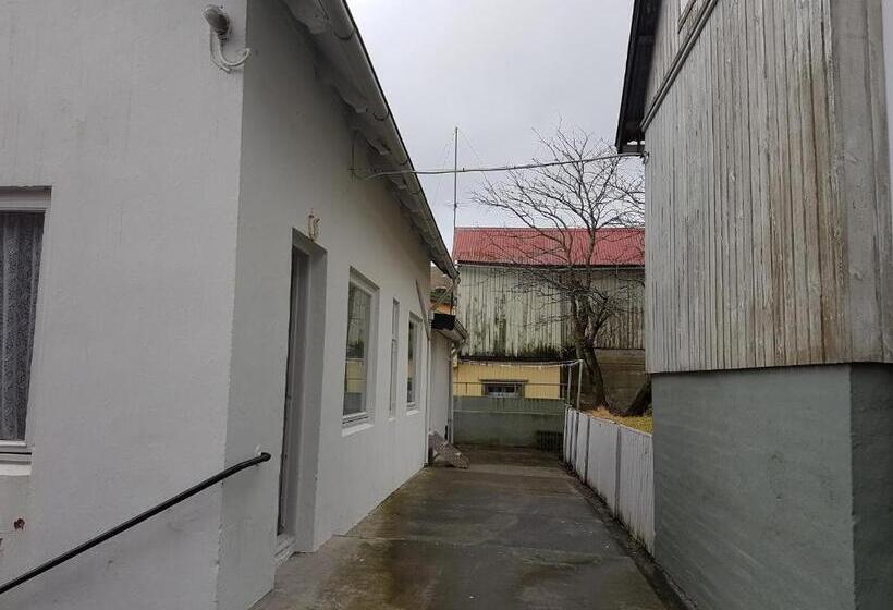 Pensjonat Budget Guesthouse Borgustova