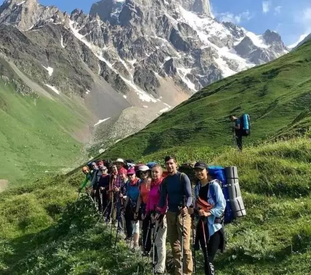 پانسیون Chvibiani Guesthouse & Bar