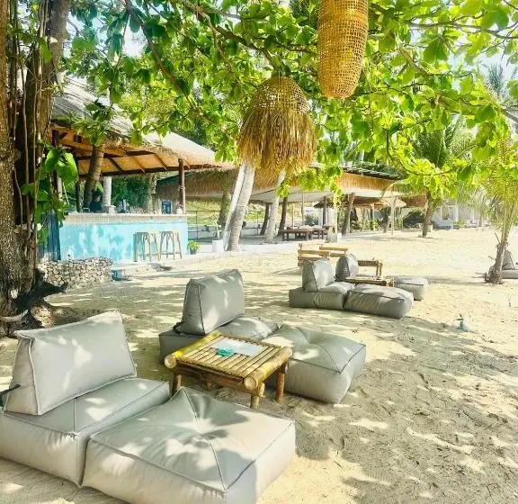 هتل Solea Beach