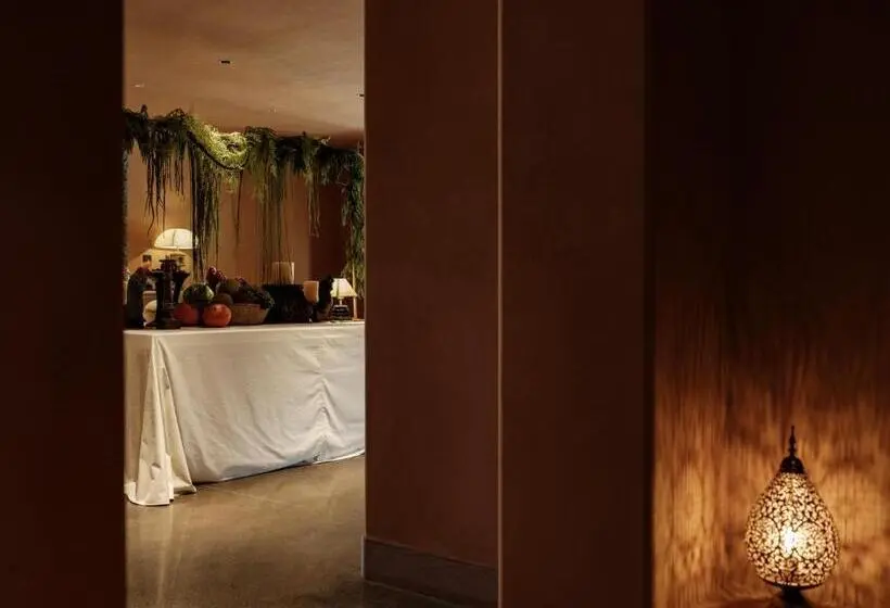 تختخواب و صبحانه Turpan Rizamat Manor