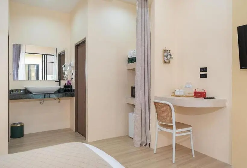 ホテル Amaleena Pool Access Suites