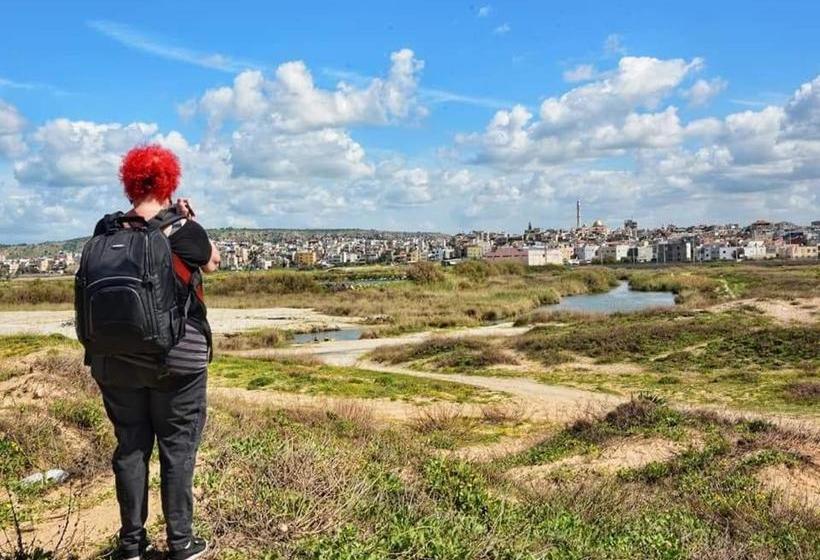 فندق صغير Juha S Guesthouse Zarqa Bay