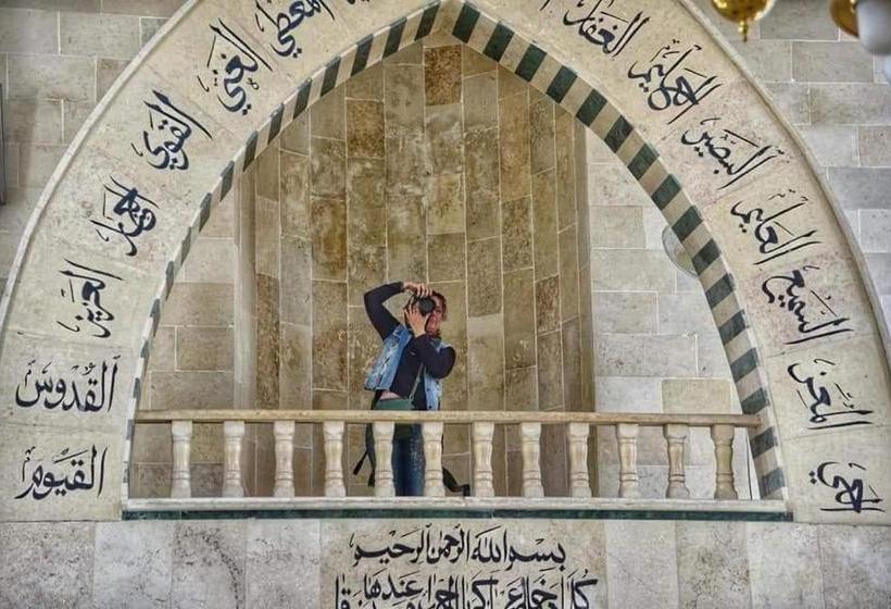 فندق صغير Juha S Guesthouse Zarqa Bay