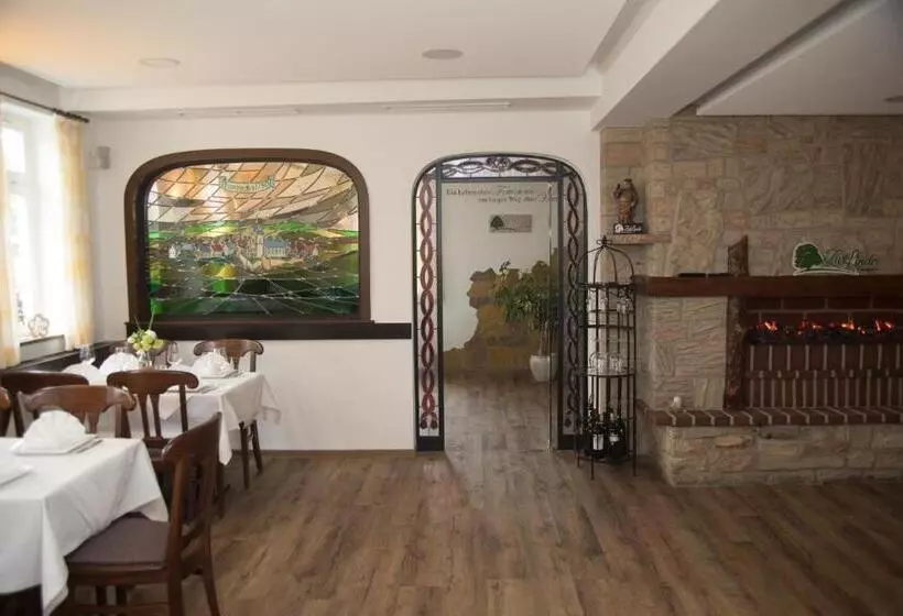 Retkeilymaja Landgasthof Hotel Zur Linde