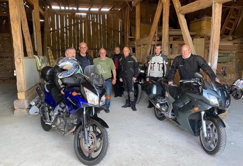 فندق صغير Landgasthof Hotel Zur Linde