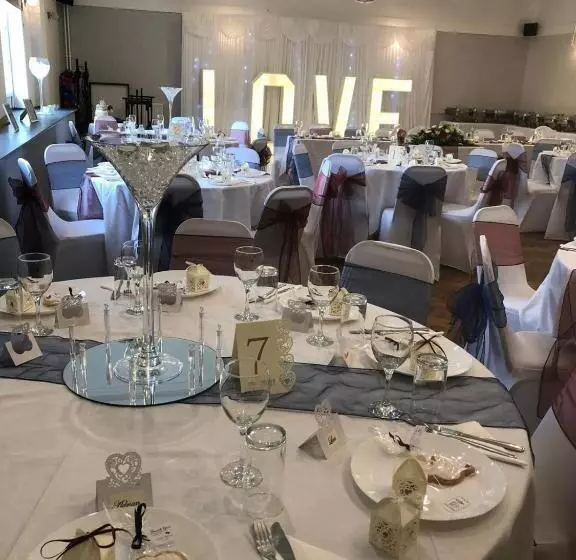 Retkeilymaja Minworth Lodge