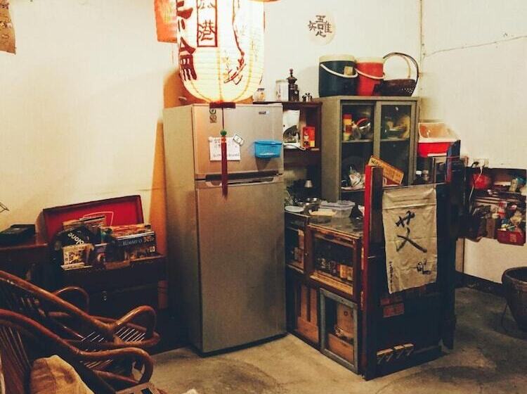 هاستل Smalleye Backpacker