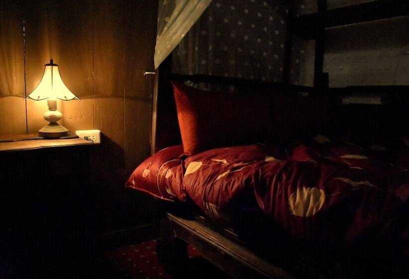 هاستل Smalleye Backpacker