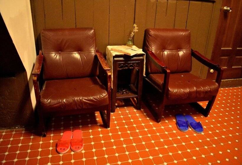 هاستل Smalleye Backpacker