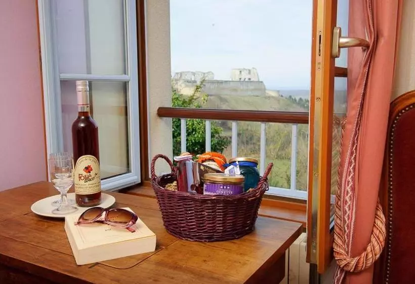 تختخواب و صبحانه Chambres D'hôtes Sur La Courtine De Coucy