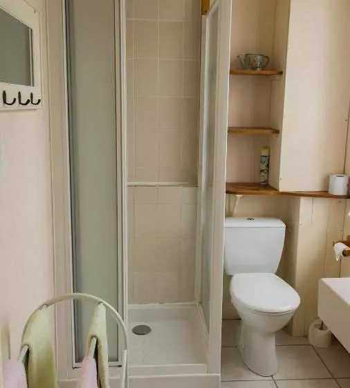 تختخواب و صبحانه Chambres D'hôtes Sur La Courtine De Coucy