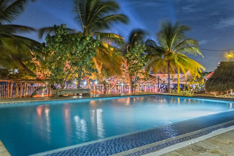 ホテル Fenix Beach Cartagena