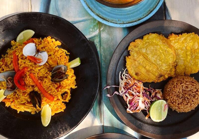 ホテル Fenix Beach Cartagena