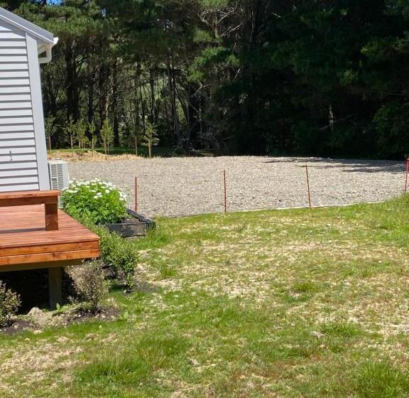 酒店 Ohariu Farm Cottage