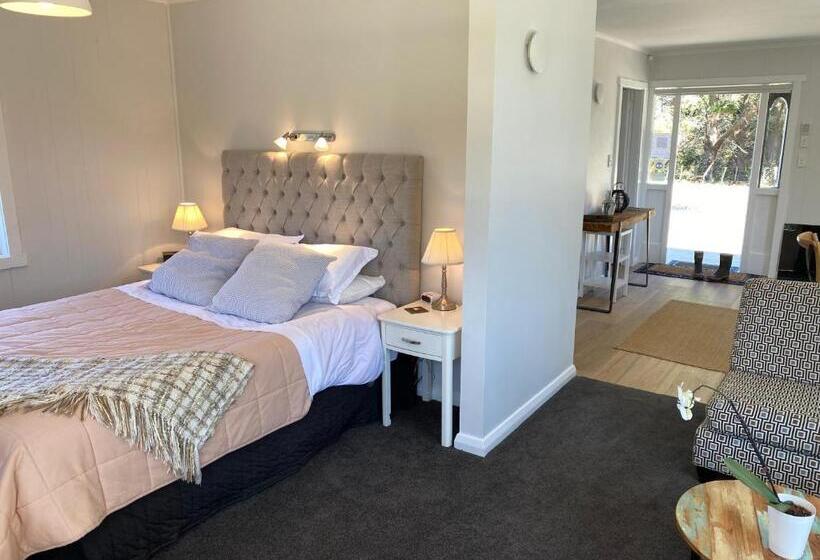 酒店 Ohariu Farm Cottage