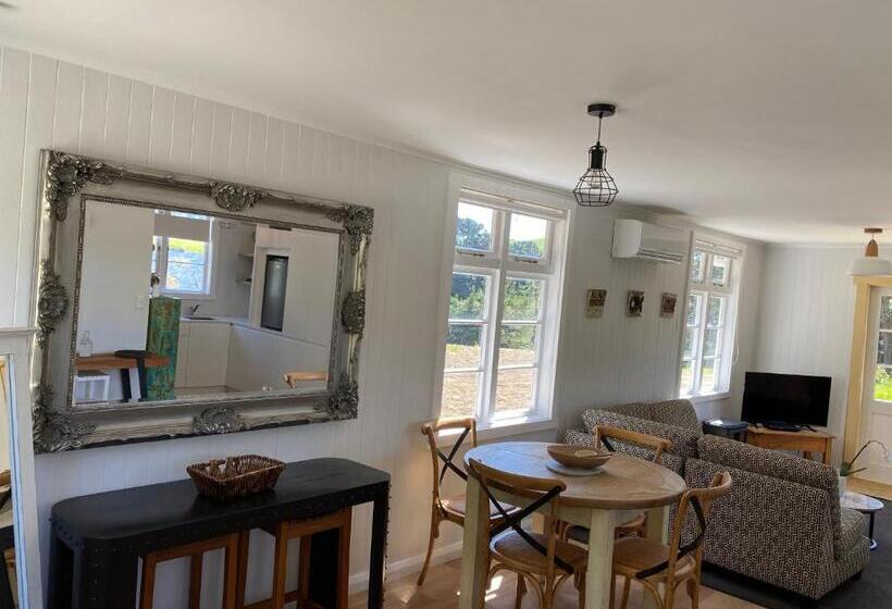 酒店 Ohariu Farm Cottage