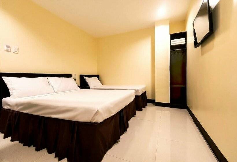 בית מלון כפרי Winzelle Suites