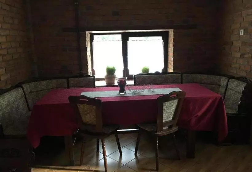 ペンション Casa Skandik Ház