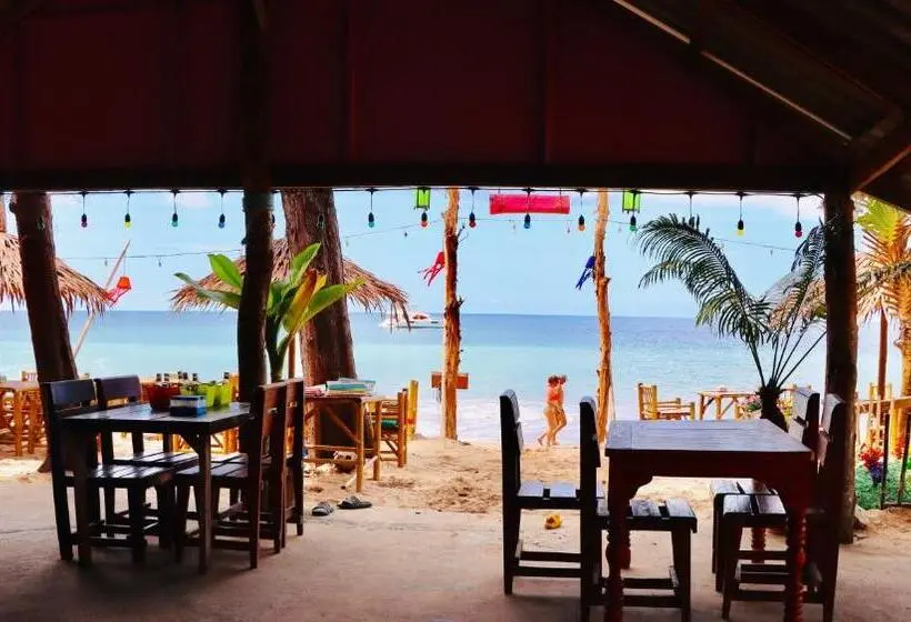 Hotelli Lanta Palm Beach Resort , Beach Bungalow   Koh Lanta