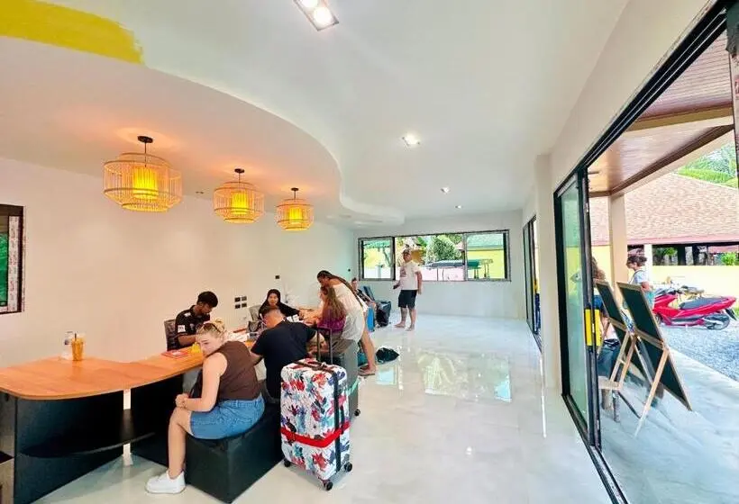 Hotelli Lanta Palm Beach Resort , Beach Bungalow   Koh Lanta