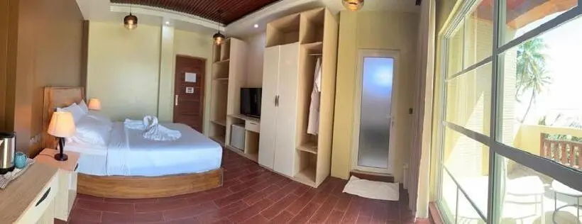 پانسیون Raivara Maldives
