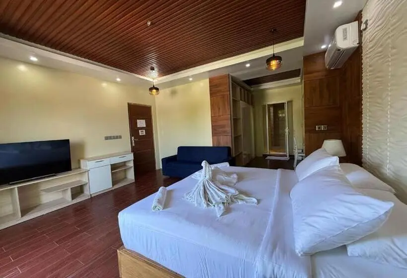 پانسیون Raivara Maldives